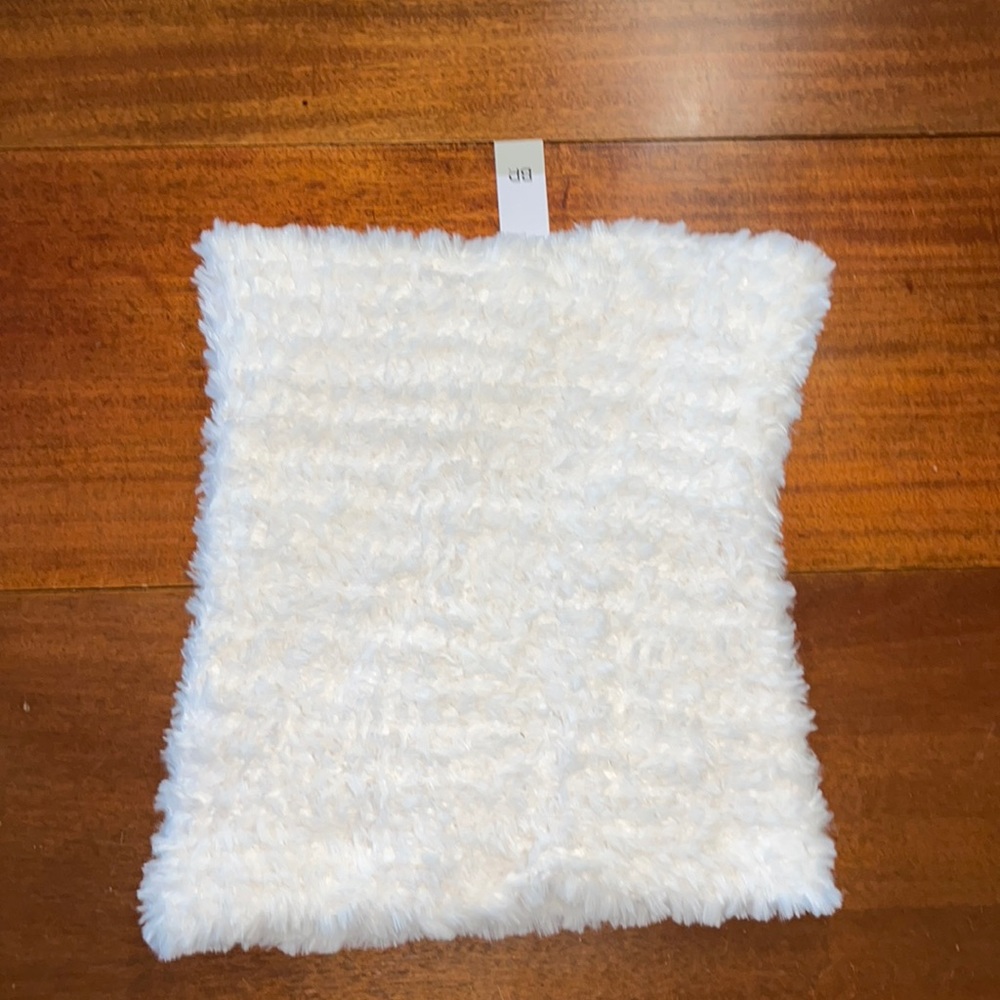 BP Womens Thick Oversized Infinity Cowl Scarf Ivory Plush Swirl Faux Fur E2